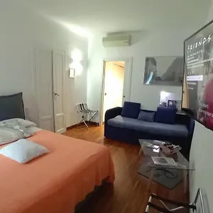 ** Bed & Breakfast Room Inn Italia