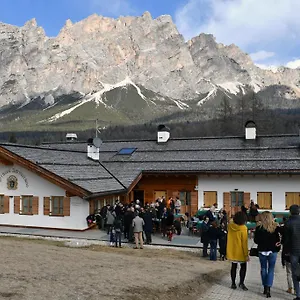  Farm stay Jaegerhaus Italy