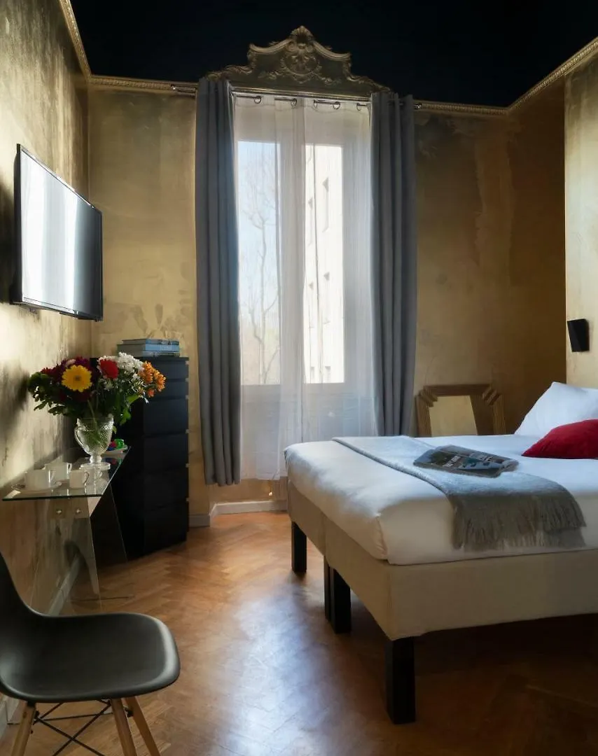 Riviere Private Rooms At The Park Milão Casa de hóspedes